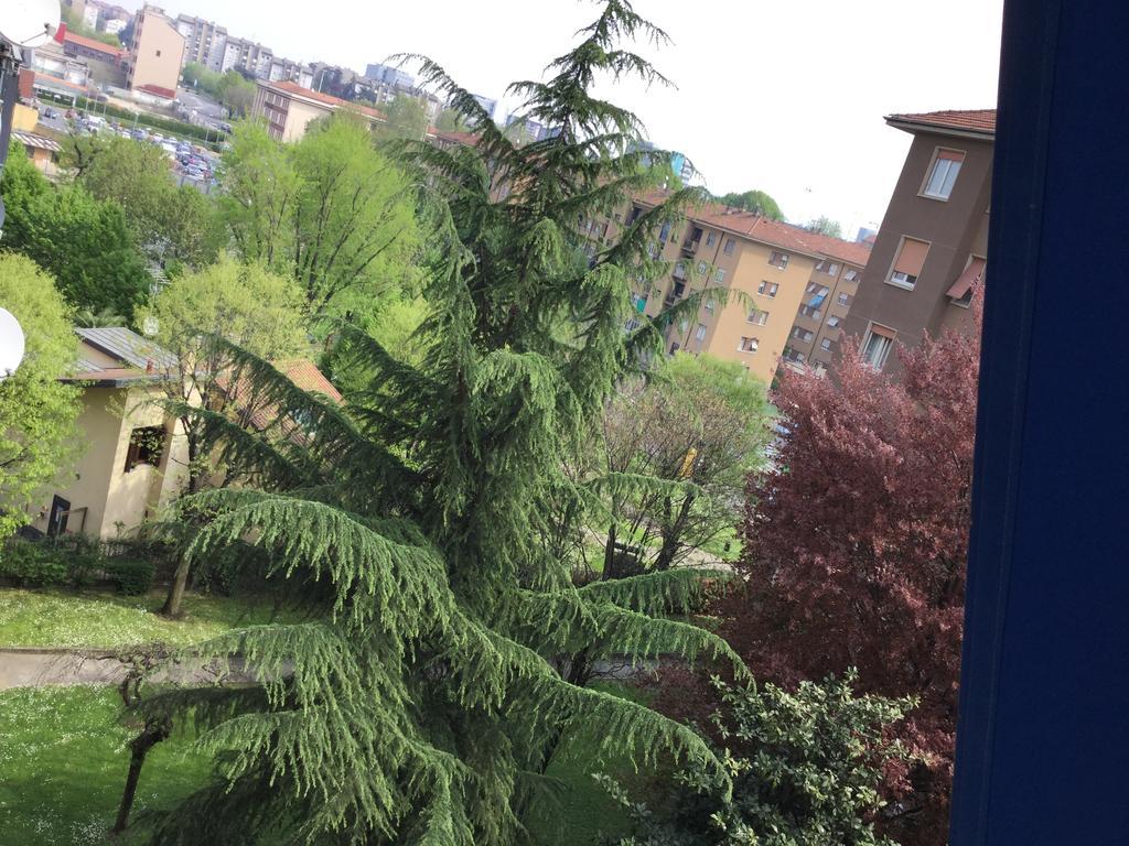 Niguarda Bicocca Flat Apartment Milan Bagian luar foto